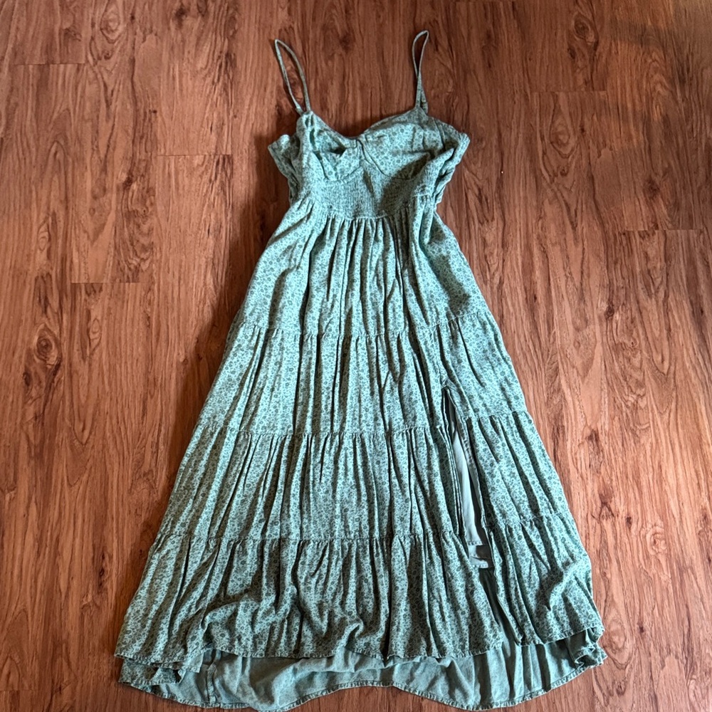 Hollister Green Tiered Maxi Dress